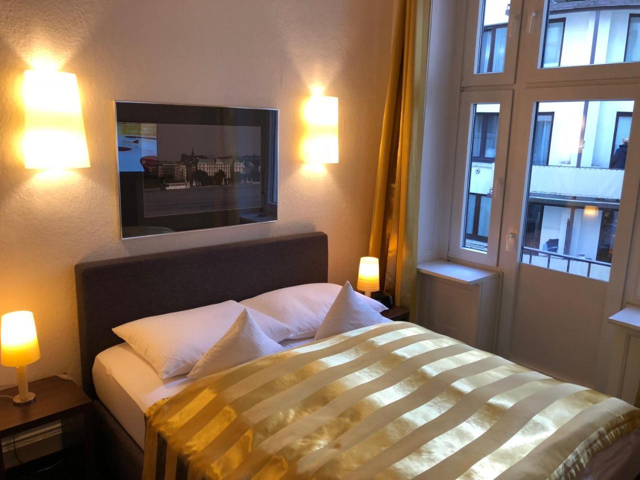 Hotel Wagner Im Dammtorpalais Hamburg Exterior photo